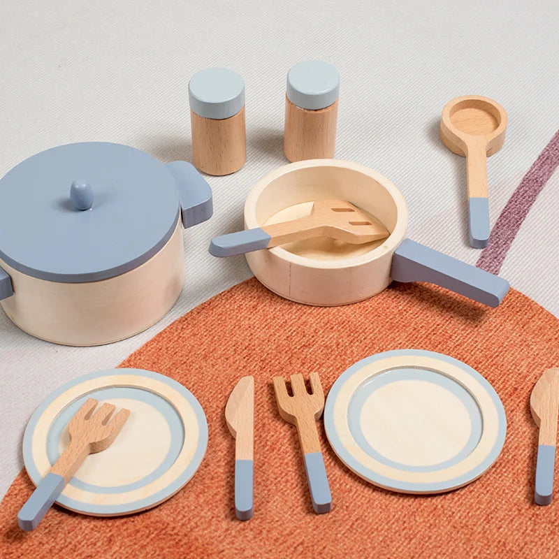 Conjunto de cozinha de madeira. Montessori